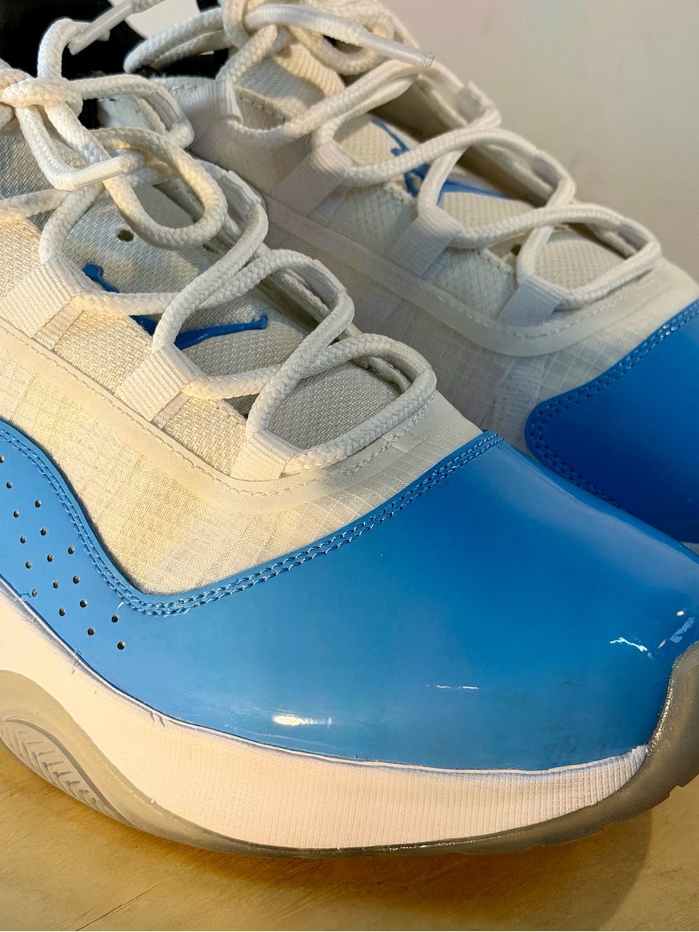 Nike Air Jordan 11 CMFT Low Sneakers University Blue and White Men’s - Picture 3 of 9
